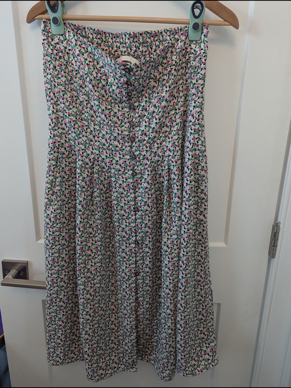 H&M Floral Print Skirt in White, Pink & Green Size 10